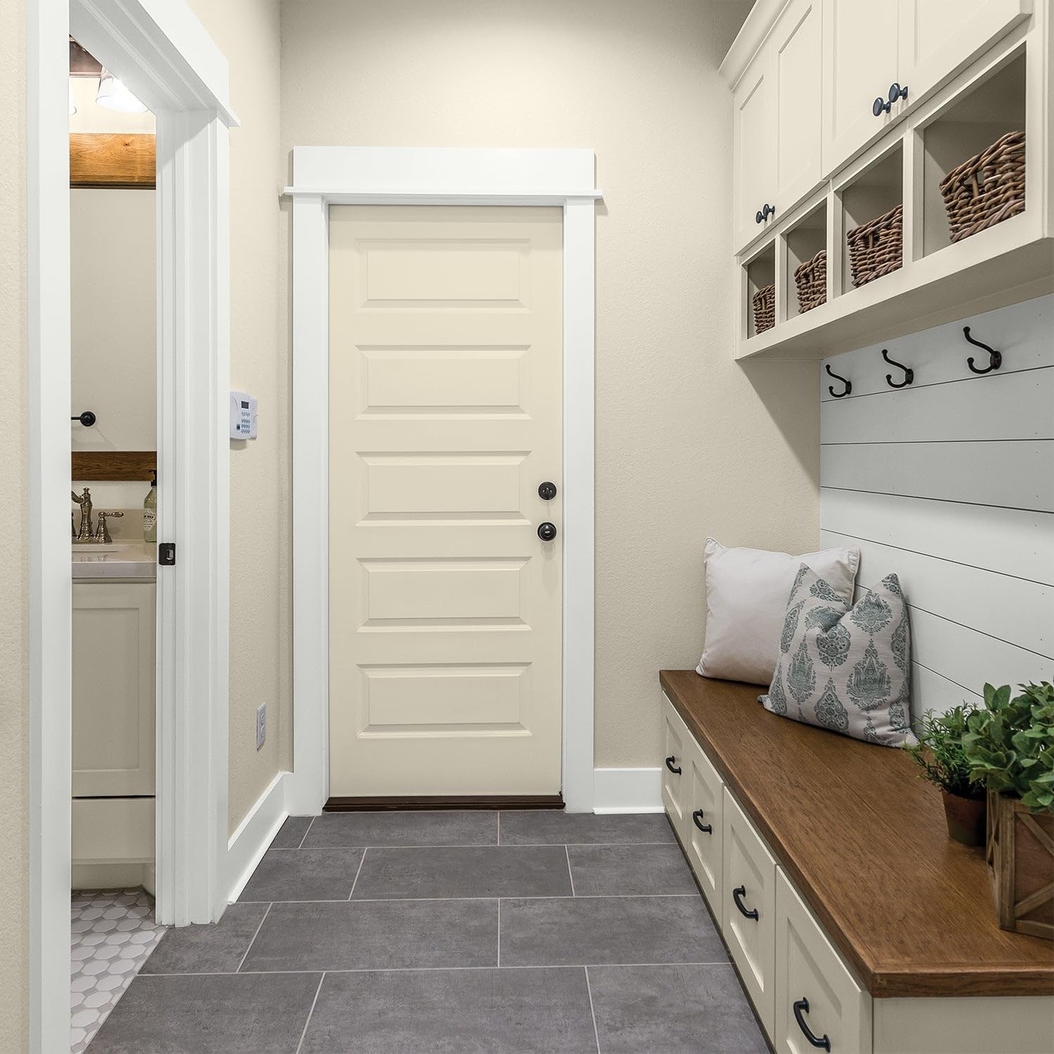 Glidden Total Interior Wall Paint Premiumr All-In-One Sugar Cookie/White
