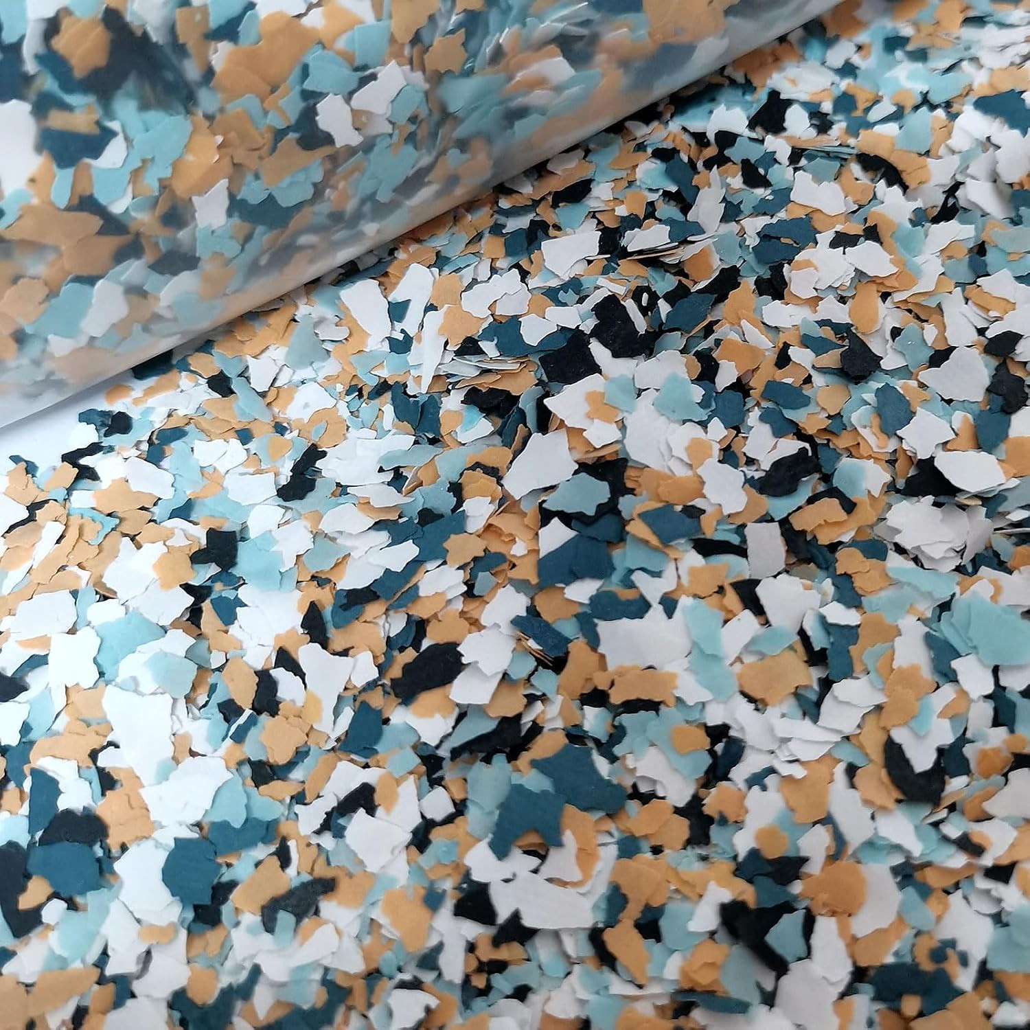 1LB Epoxy Flakes for Garage Floor – 3-5Mm Decorative Color Chips, Concrete