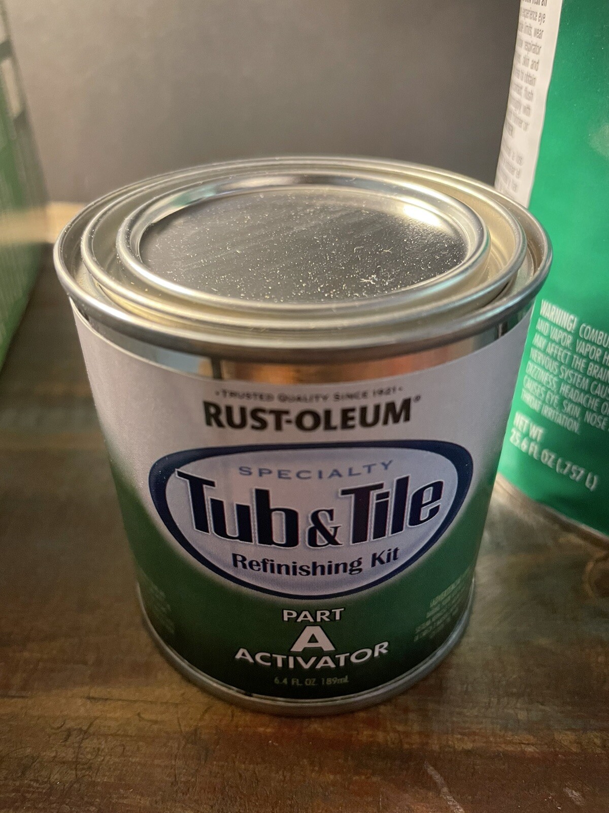 NEW Rust-Oleum TUB & TILE 2-Part Refinishing KIT WHITE epoxy acrylic 7860519 QT