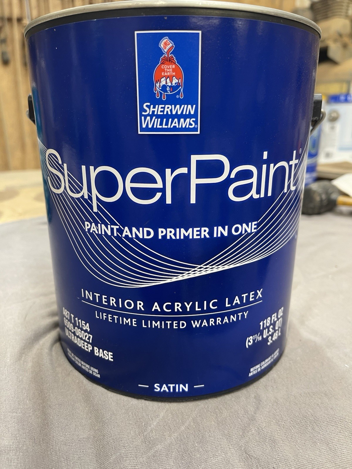 1 Gallon Sherwin Williams Super Paint Interior Satin/ 6860 Eros Pink