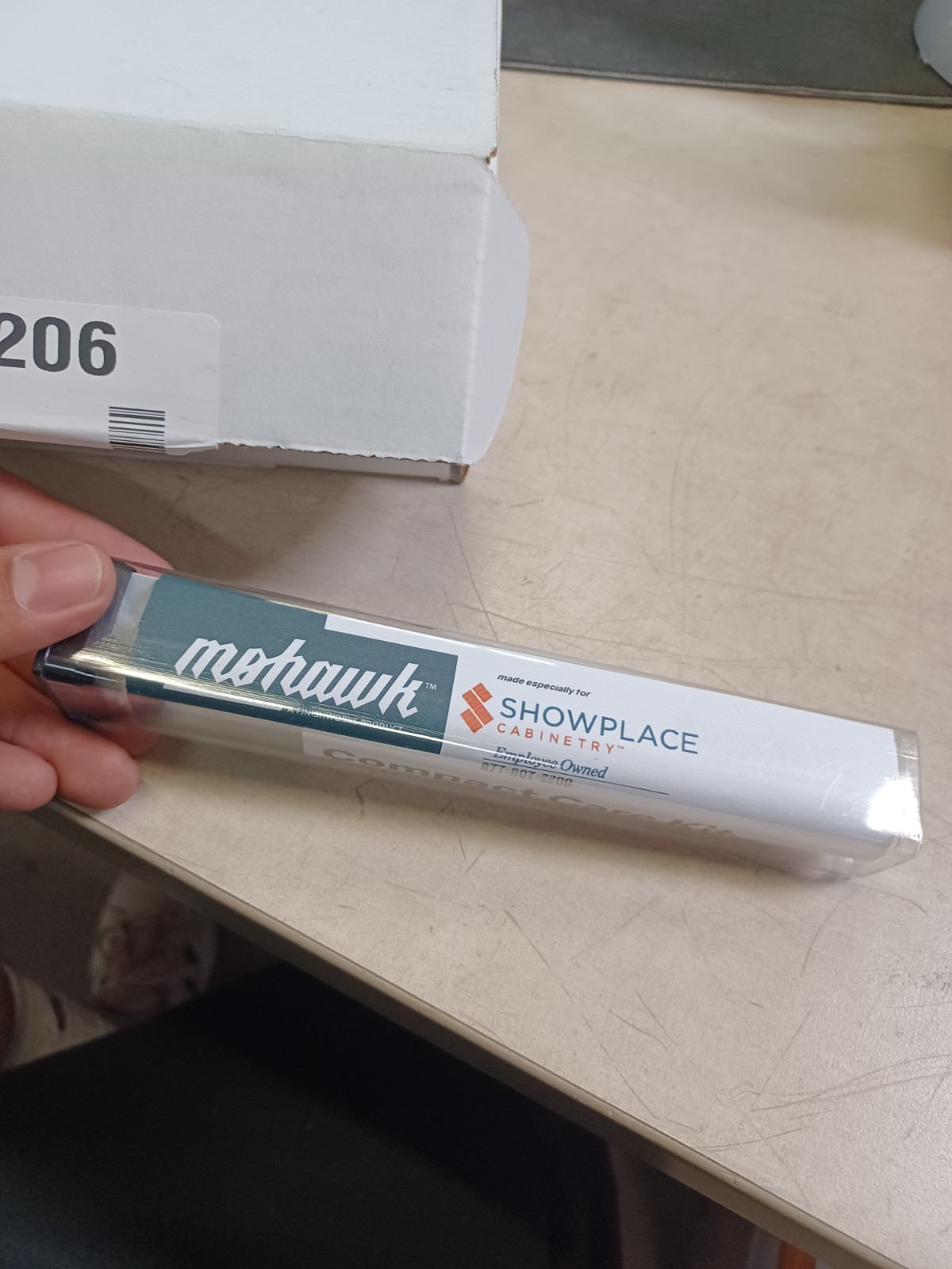 Mohawk ShowPlace Compact Care Kit Touch up Evergreen Fog SWP M818-S0206