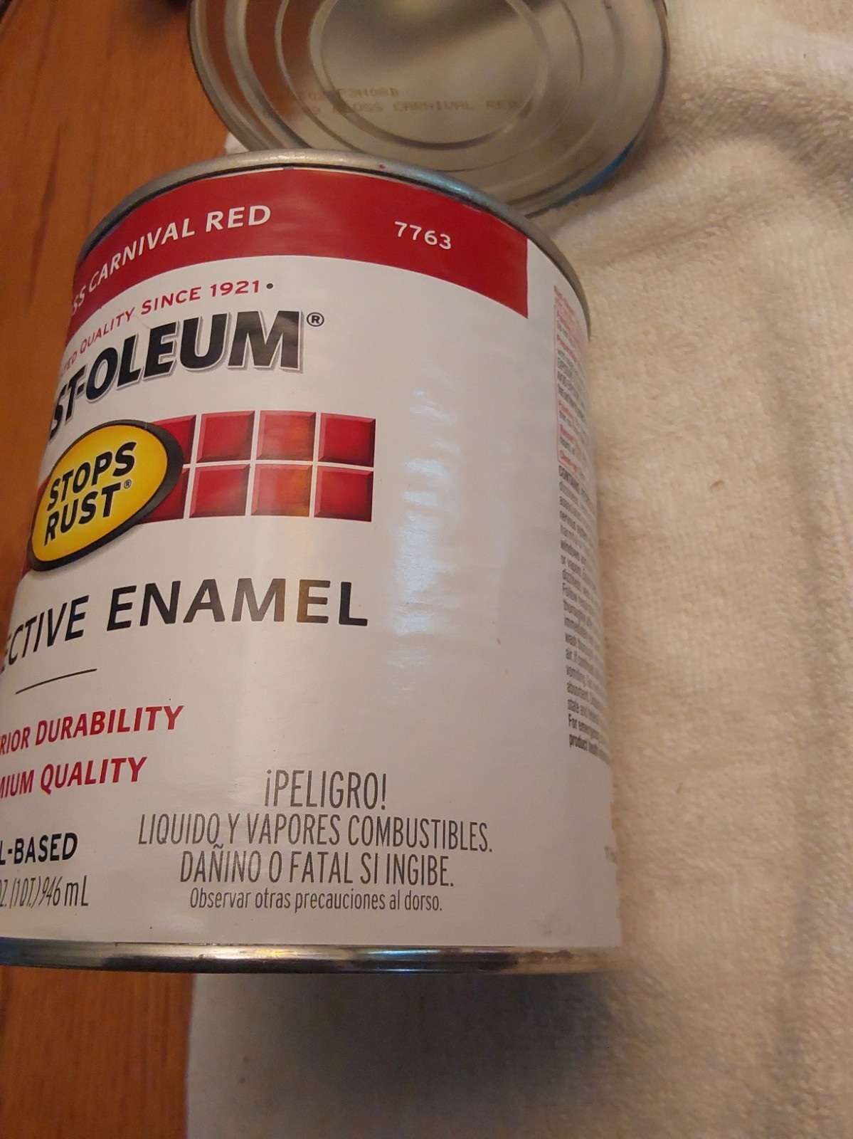 Rust Oleum Stops Rust Protective Enamel Paint Gloss Carnival Red 32 Oz. Bent Can