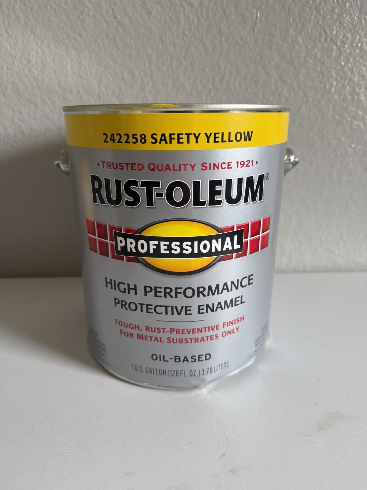 Rust-Oleum Oil Based 242258 SAFETY YELLOW Enamel Paint