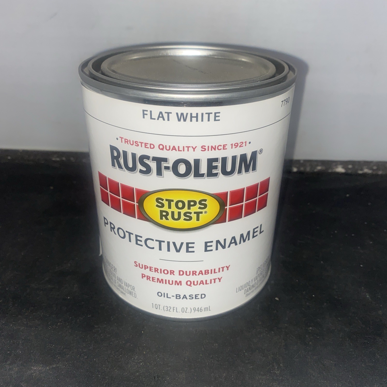 Rust-Oleum FLAT WHITE 1 qt. Stops Rust PROTECTIVE ENAMEL Oil-Based 7790-502 NEW!