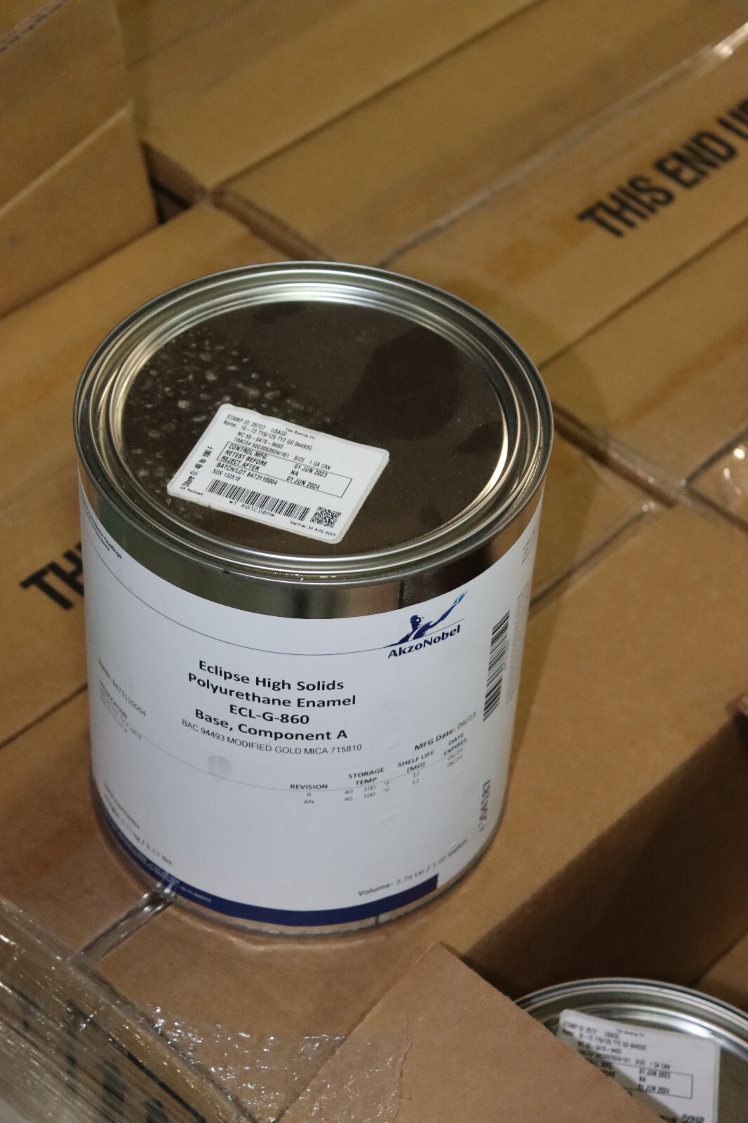 AkzoNobel Eclipse High Solids Polyurethane Enamel Gold Mica 1 Gal