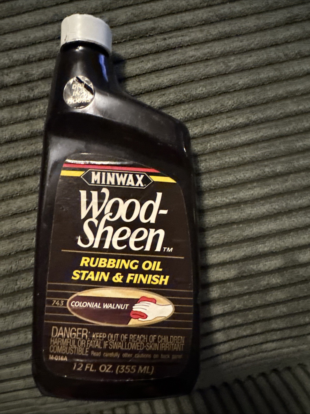 Minwax Colonial Walnut Wood-Sheen Rubbing Oil Stain & Finish 12oz 90% Full