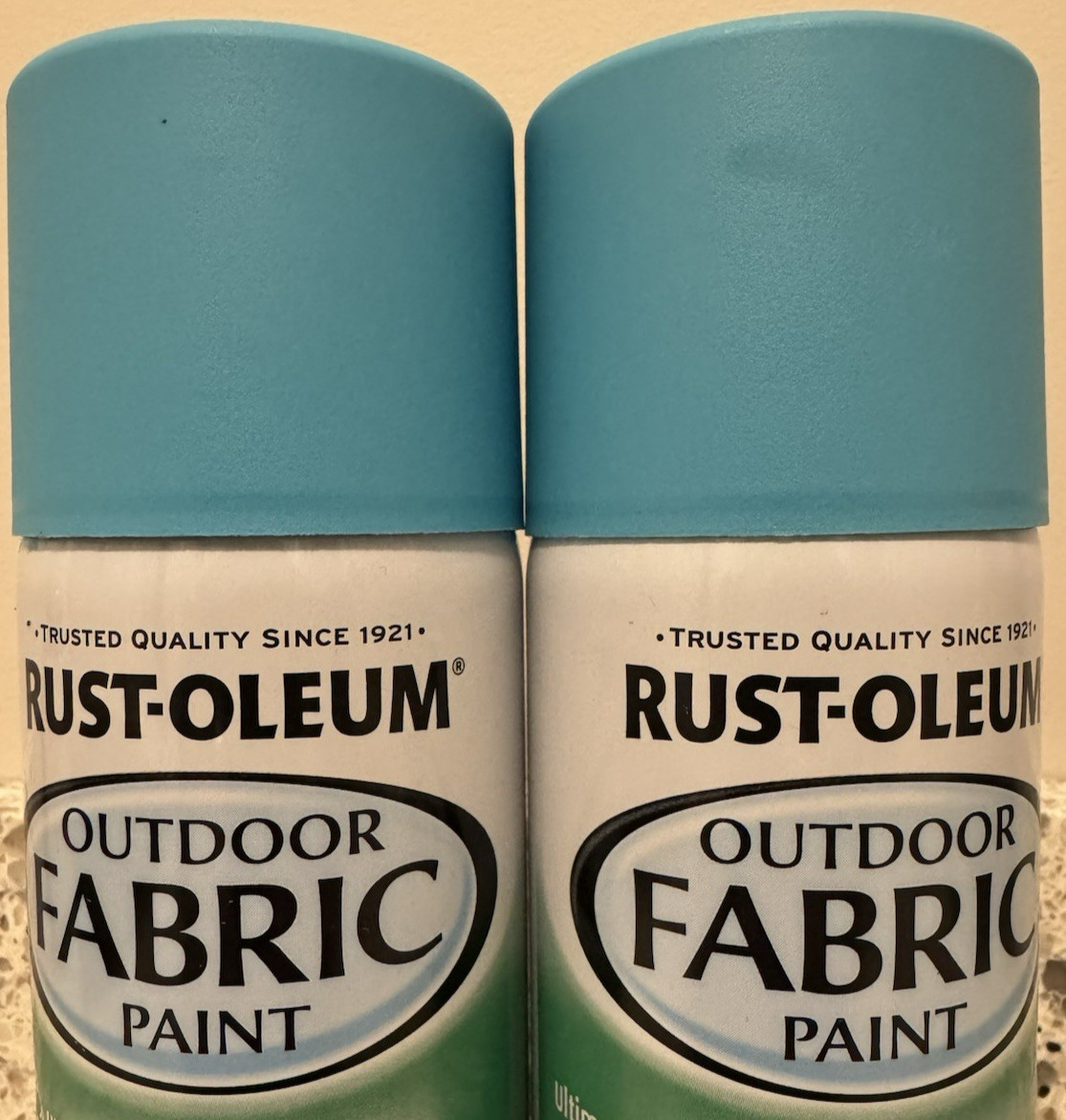 2 12-ounce cans Rust-Oleum Outdoor Fabric Spray Paint – Turquoise – NEW