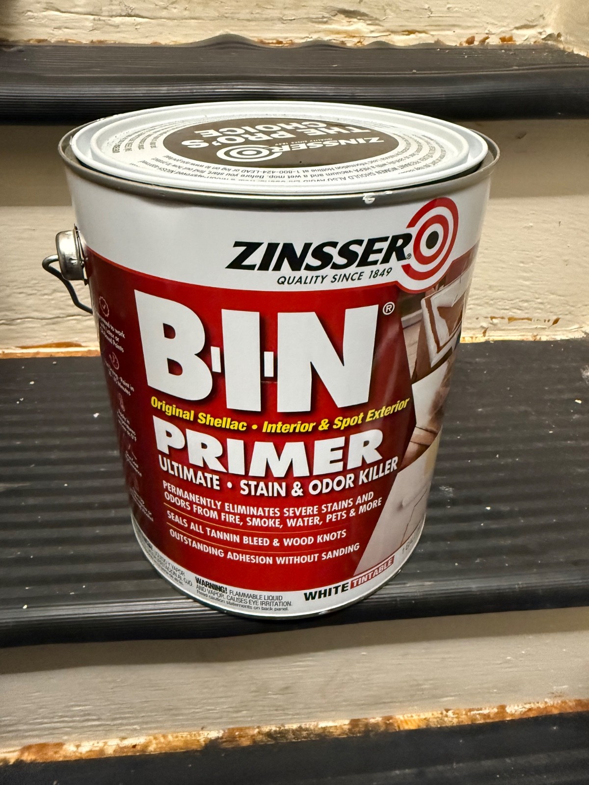 Zinsser 1 gal. B-I-N Shellac-Based White Interior Primer and Sealer
