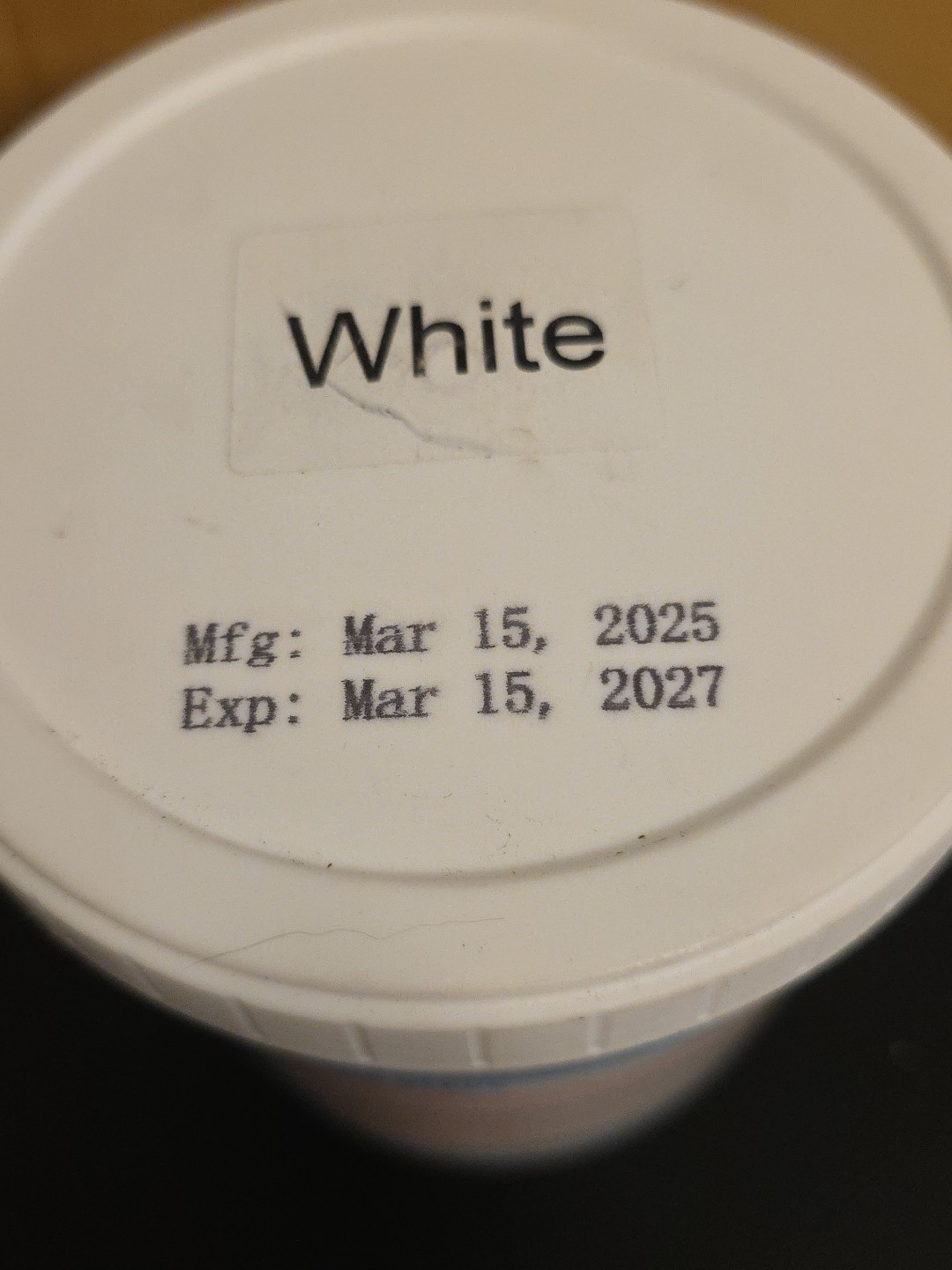 Bekomn Tub & Tile Refinishing Bathtub 33 fl oz WHITE Exp 3/15/27 Sealed