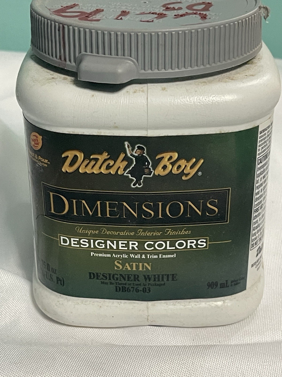 DUTCH BOY PAINT dimensions Satin Designer WHITE 123 FL OZ