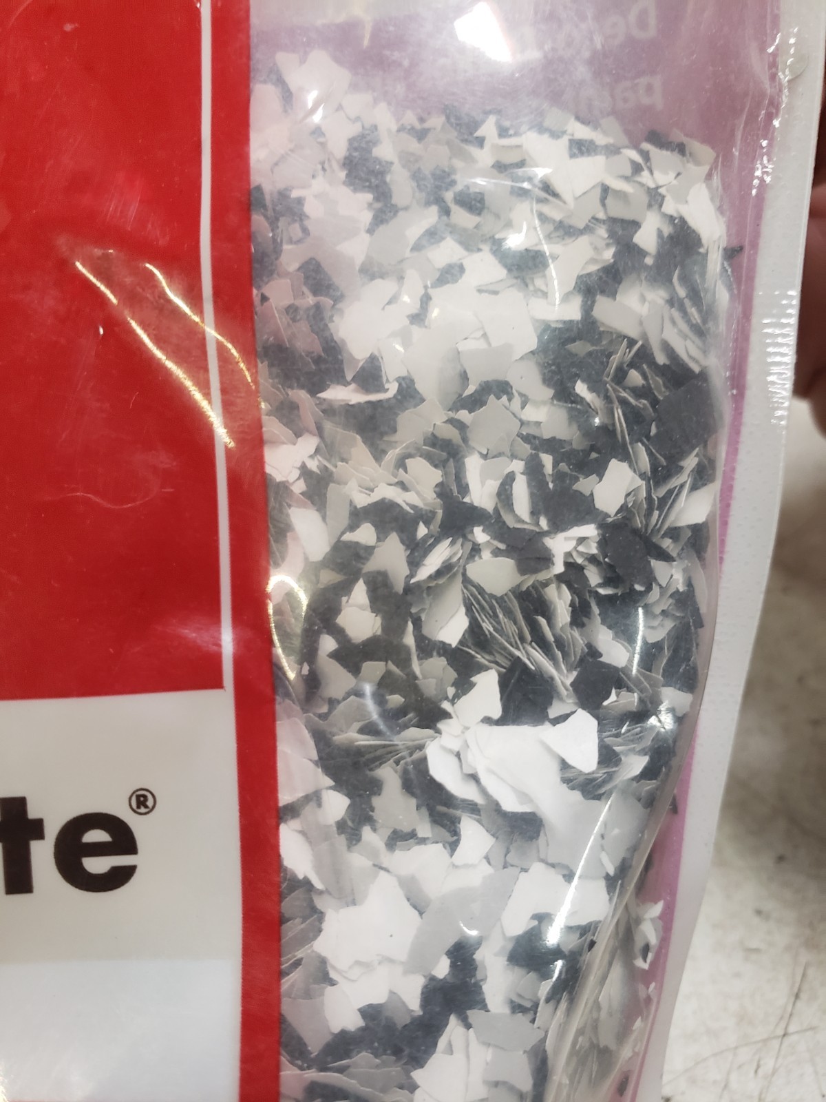 H&C Shield-Crete Floor Chips, Epoxy Floor Coating Salt & Pepper 16 oz