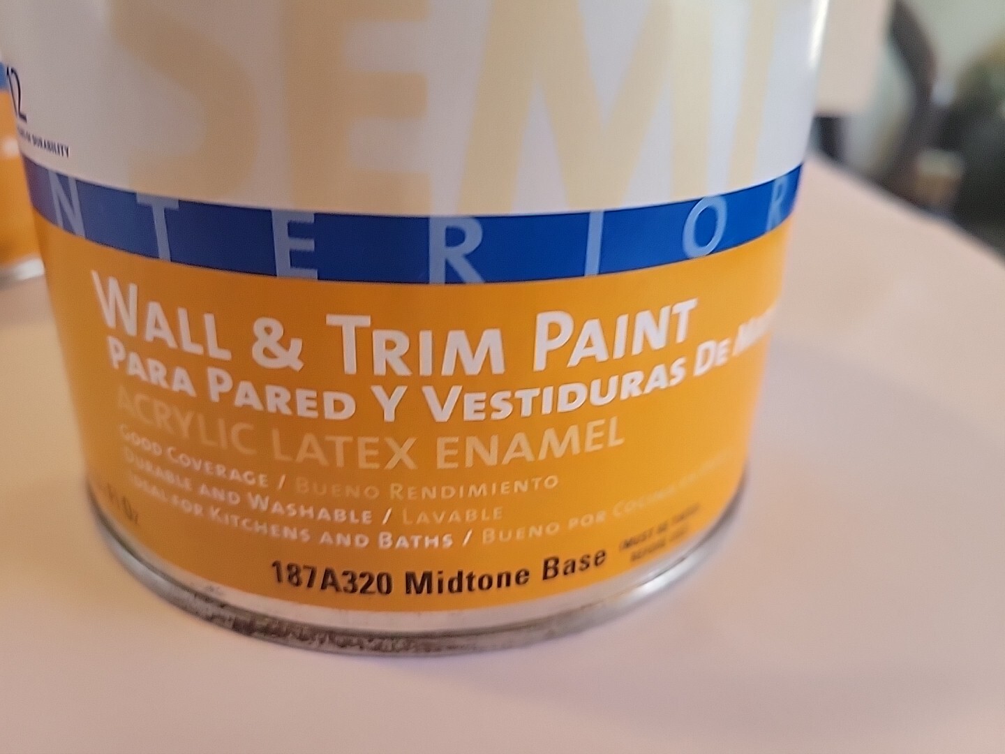 ACE Hardware Essence Semi Interior Wall& Trim Paint 186 A320 Midtown Base 31 oz