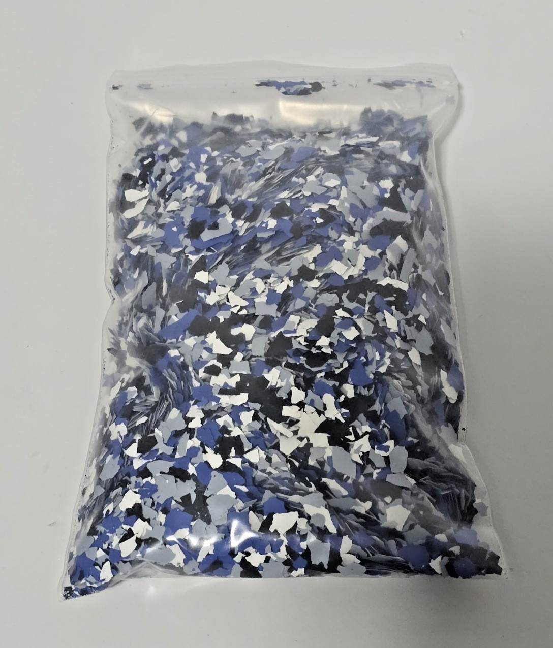NEW Rust-Oleum 1 lb. Micro Blue/Gray Decorative Color Chips With Etching