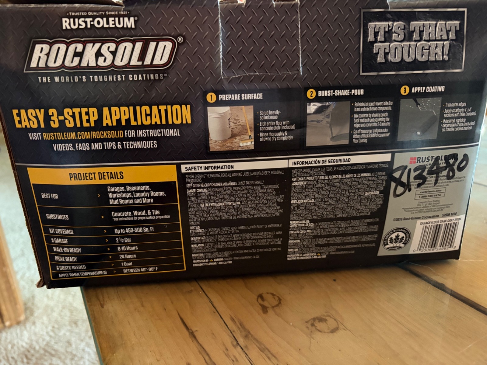 Rust-Oleum Dark Gray Polycuramine 2.5 Car Garage Floor Kit + 1 bag of color chip