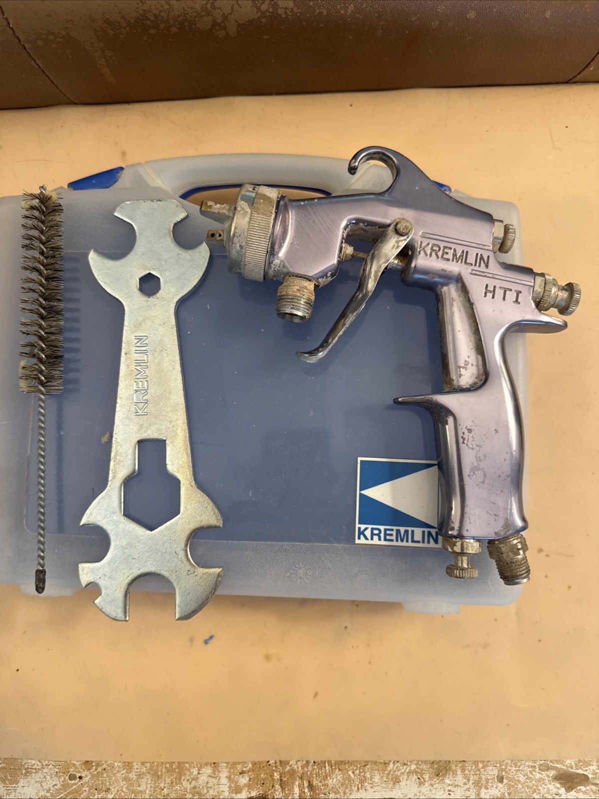 Kremlin Pressure HTI 6 Bar 87 PSU Air Spray Gun HVLP E3 Nozzle