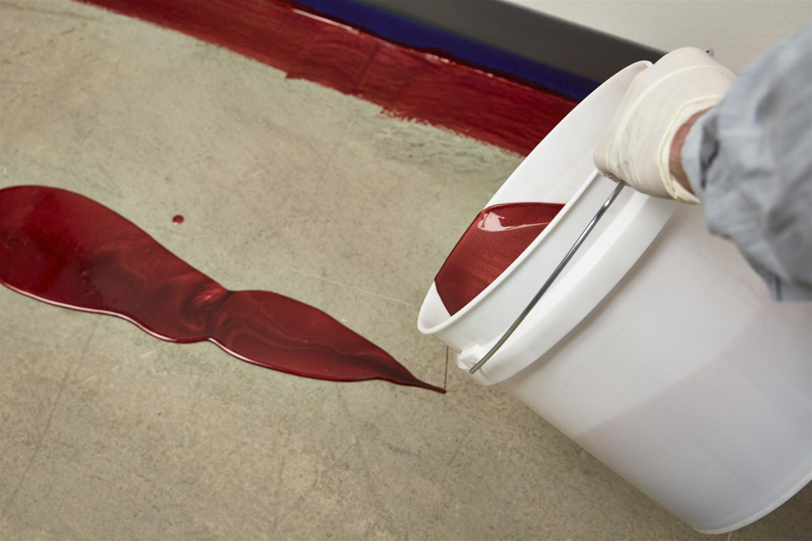 RockSolid Metallic Floor Coating Kit, Cherry Bomb, High Gloss, 80 Oz – 286896