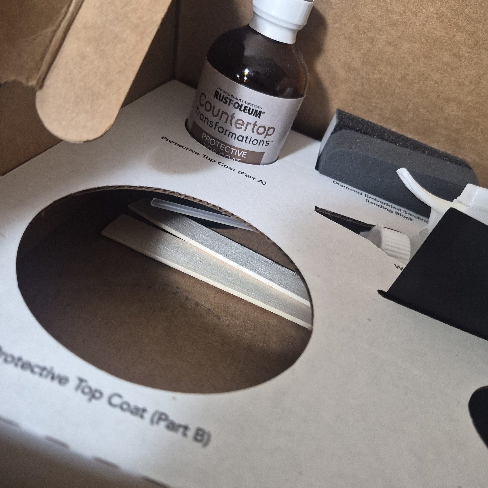 RUSTOLEUM DESERT SAND TRANSFORMATIONS COUNTERTOP REFINISHING SYSTEM