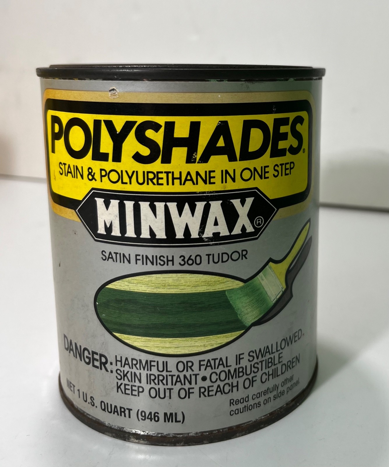 Minwax PolyShades Wood Stain + Polyurethane Satin Finish, #360 Tudor – 1 Qt.