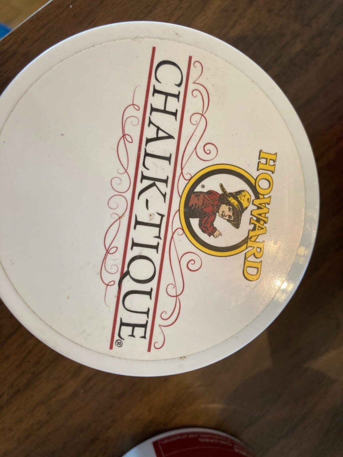 HOWARD’S Chalk-Tique PAINT ADDITIVE & Dark or Light Paste Wax – Destressed Look