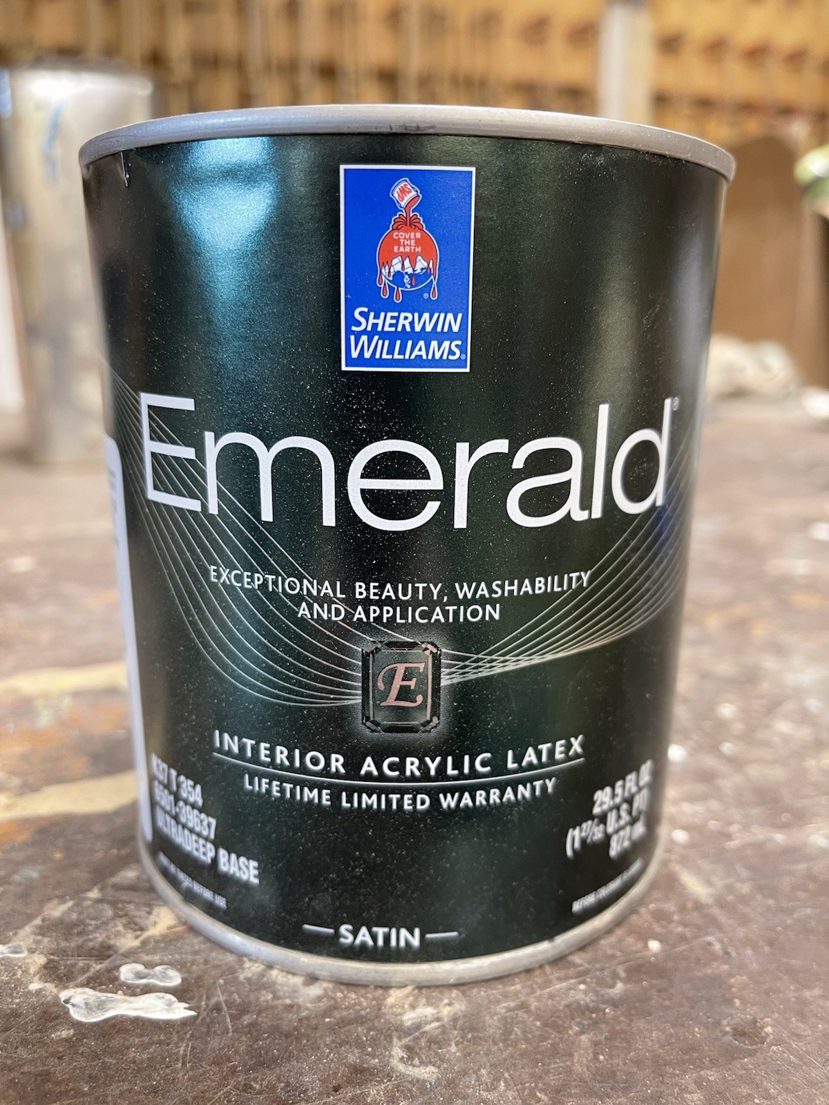 Quart Sherwin Williams Emerald Latex Water Based Paint / Ultra-Deep Base/ Satin