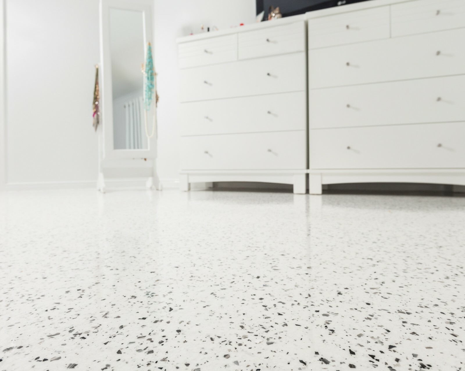 Bathroom Toilet Laundry Over Tile Epoxy Flake SlipRes EasyDIY Complete Kit 15sqm