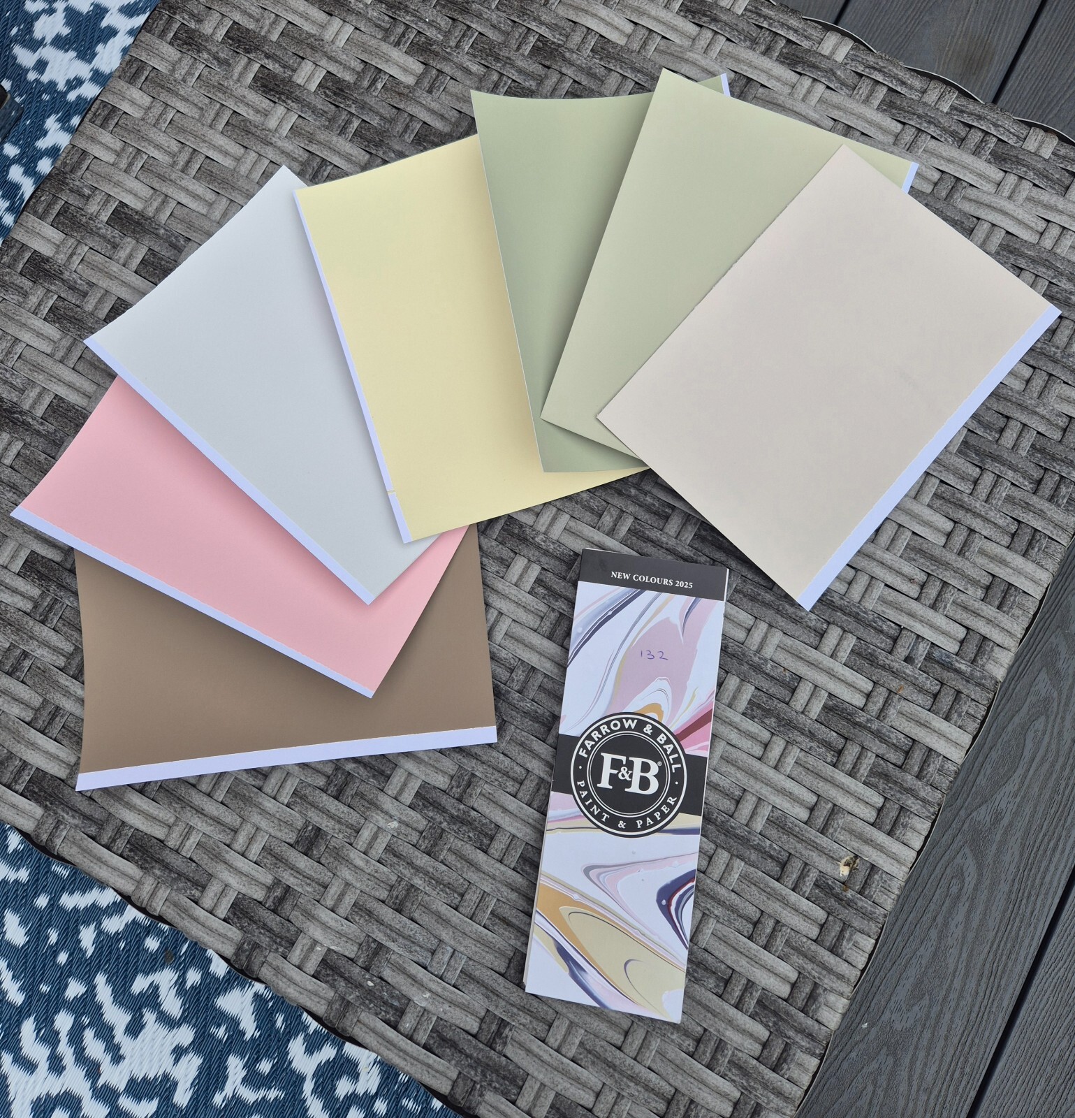 Farrow and Ball – Ready Painted Sample Cards – All Colours, A4/A5 High Quality.