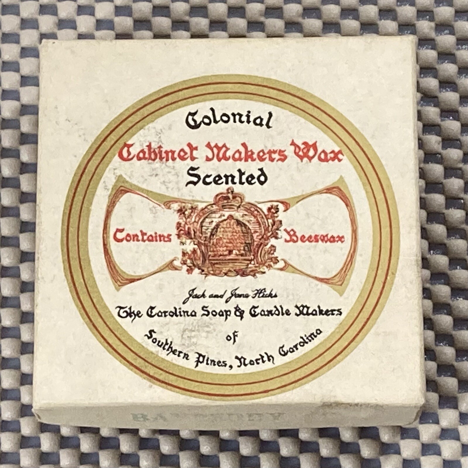 Colonial Cabinet Makers Wax Tin 4 fl oz Bayberry Scented in Original Box Unused