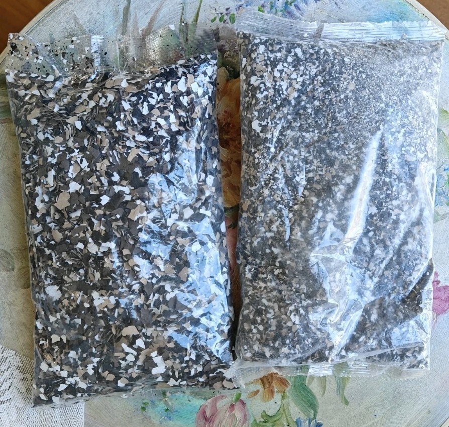 2 Rust-Oleum Color Epoxy Floor Flakes Chips Garage Floor Brown Tan Bag From Kit