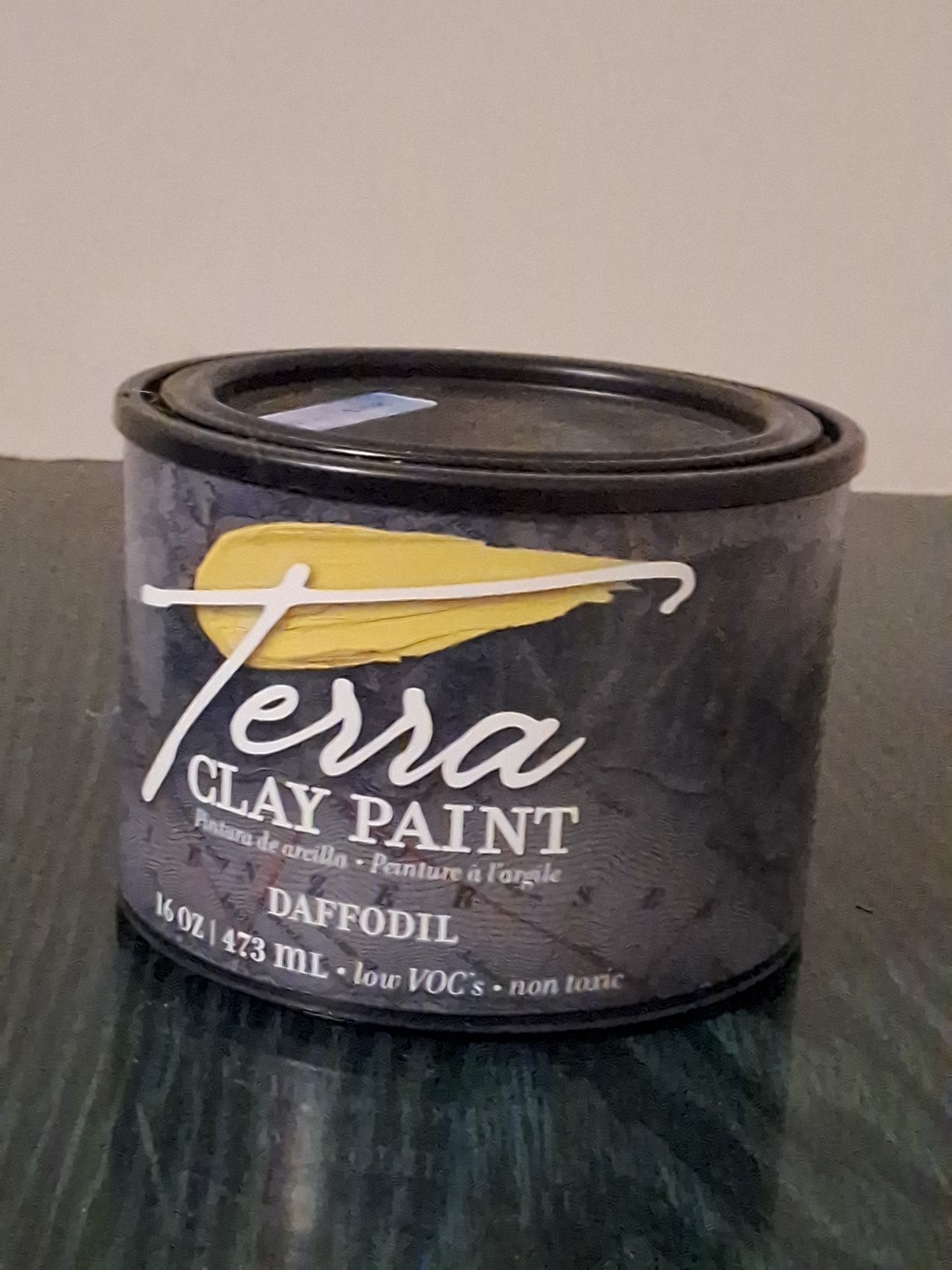Dixie Belle Paint Co. Terra Clay Paint 16 oz – Color: Daffodil