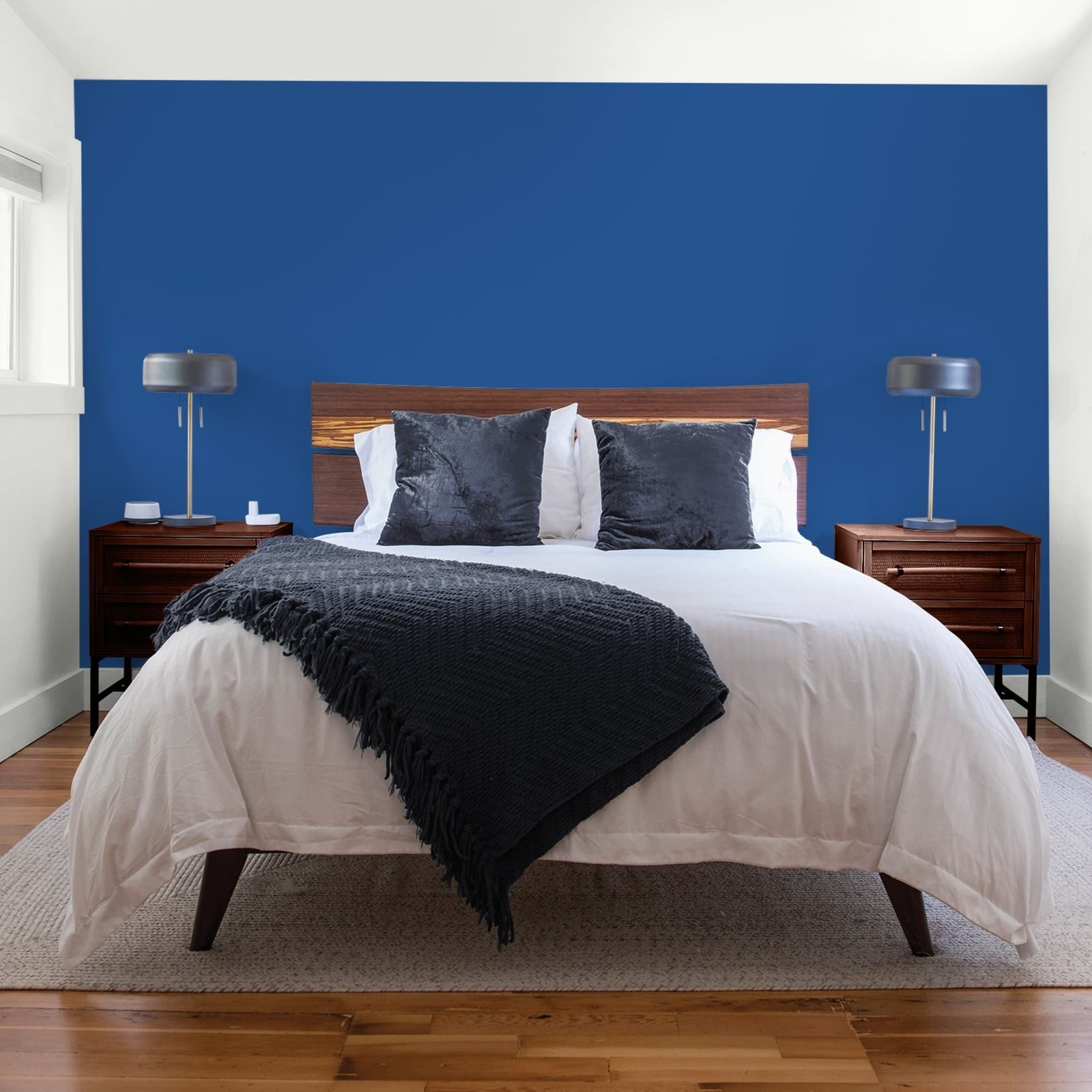 Glidden HEP Brilliant Blue / Blue Flat Interior Paint with Primer, 1 Quart