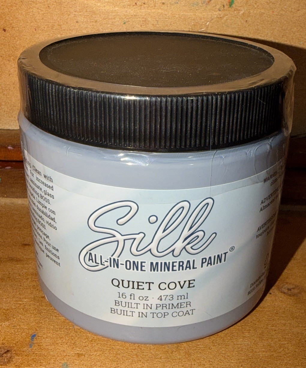 Dixie Belle Silk Quiet Cove 16oz All In One Paint With Primer & Top Coat