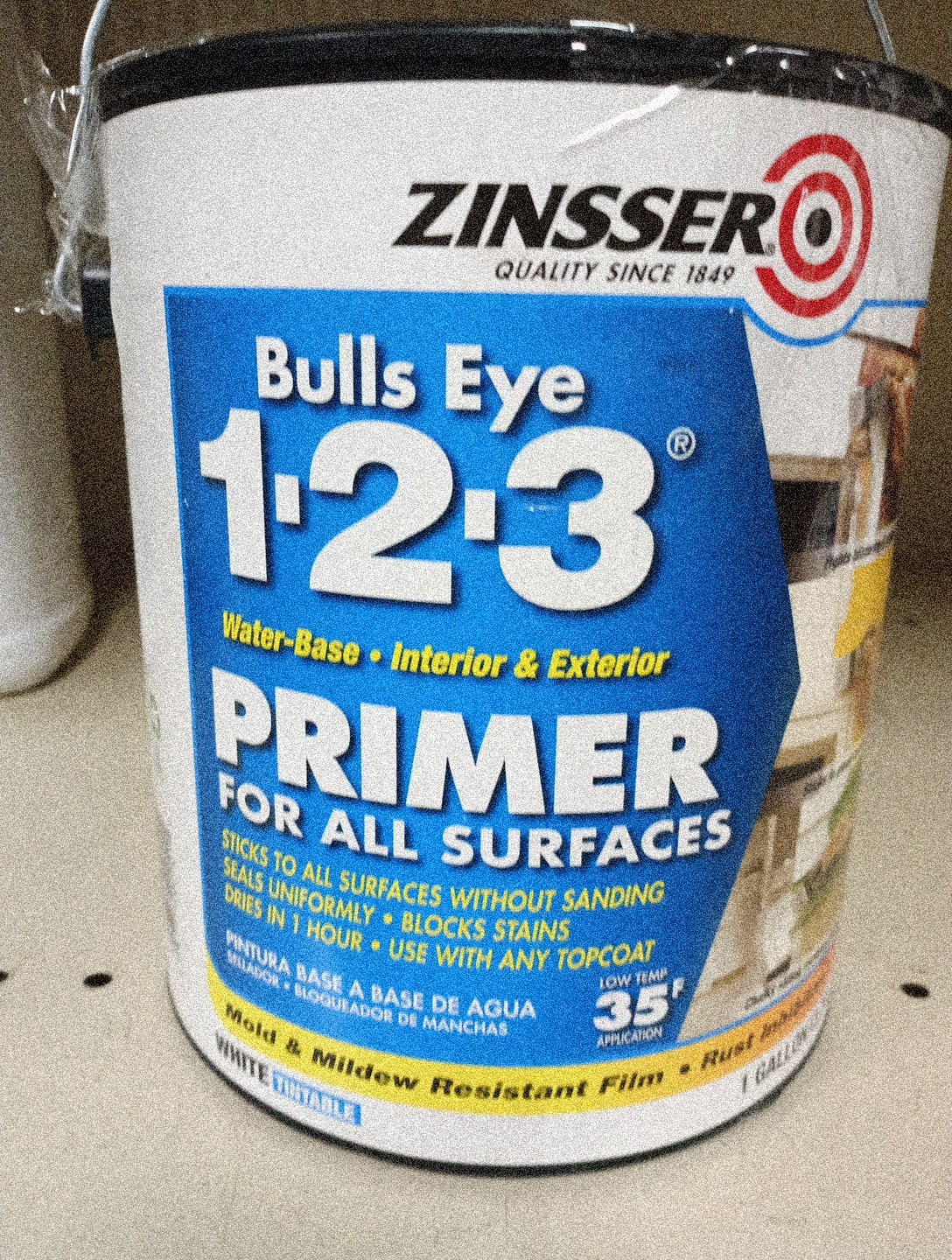 Zinsser Bulls Eye 1-2-3 White Primer Interior & Exterior 1 Gal, 9070