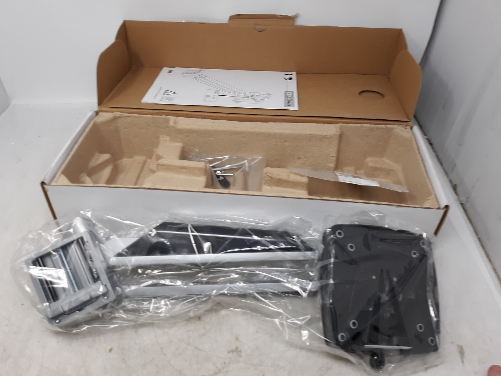 Novus Clu I SW Monitor Arm Desk Mount Silver/Anthracite
