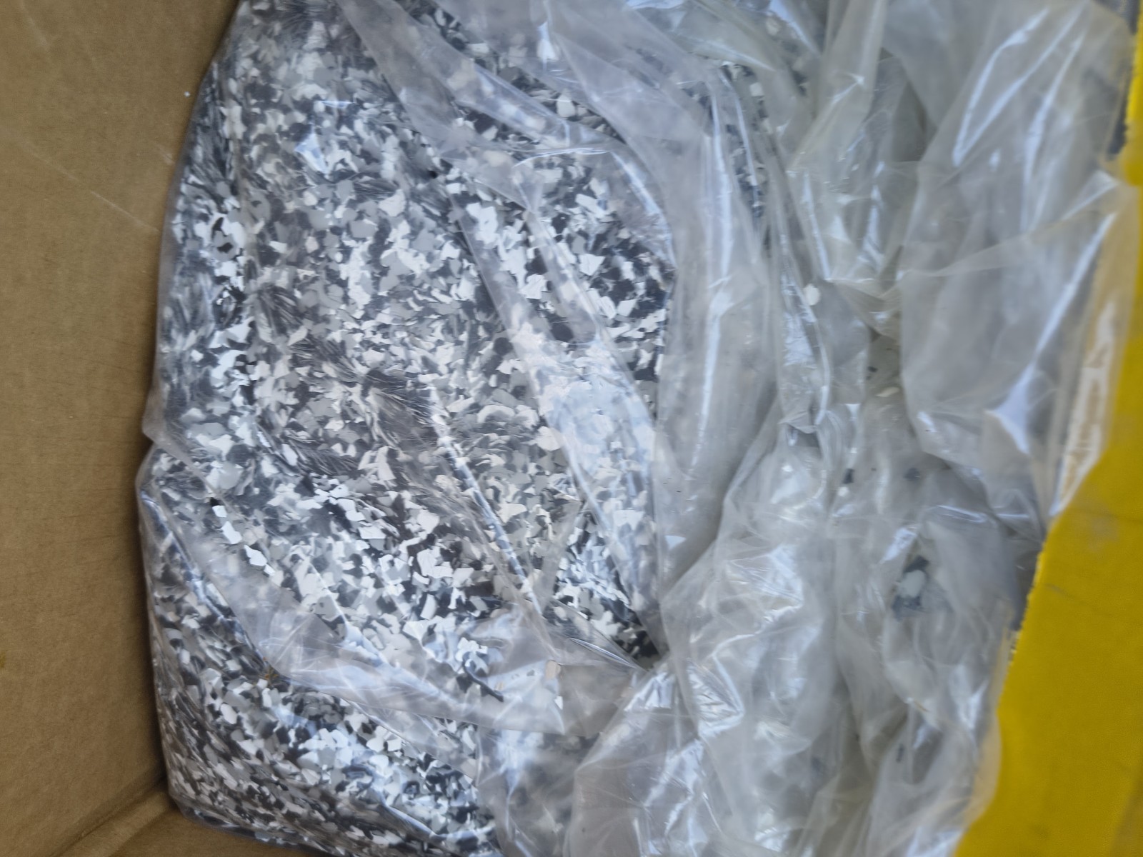 2 Lbs Decorative Color Flakes For Epoxy Floors. V. C. Lanai Gray Color