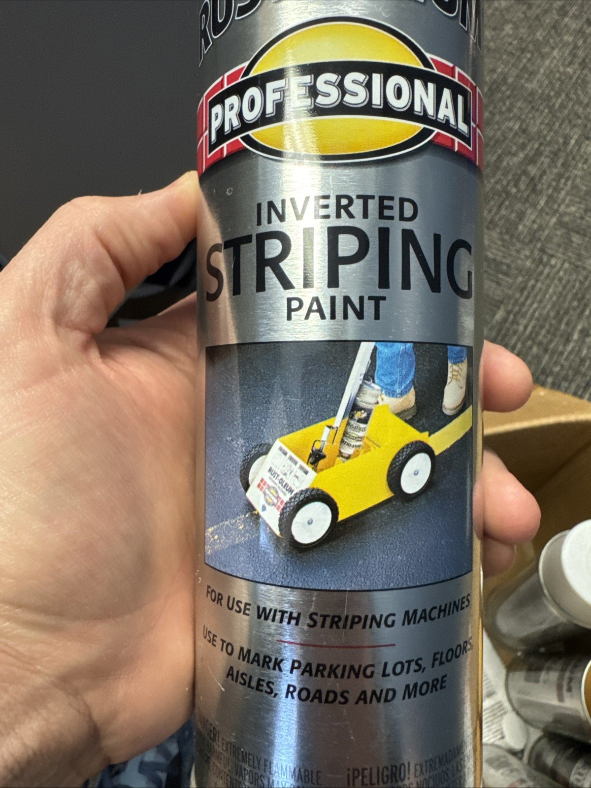 Rust-Oleum Yellow Inverted Striping Paint 2548 ( 18oz )