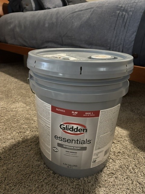 5 GALON LATE GLIDDEN PAINT