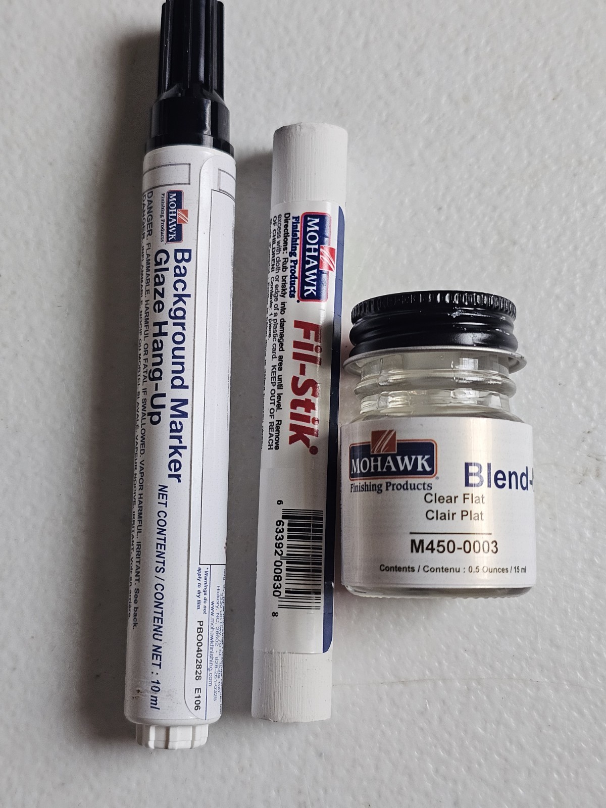 Mohawk Compact Care Kit Professional Wood Touch-Up White M887-S2402 Cabinets