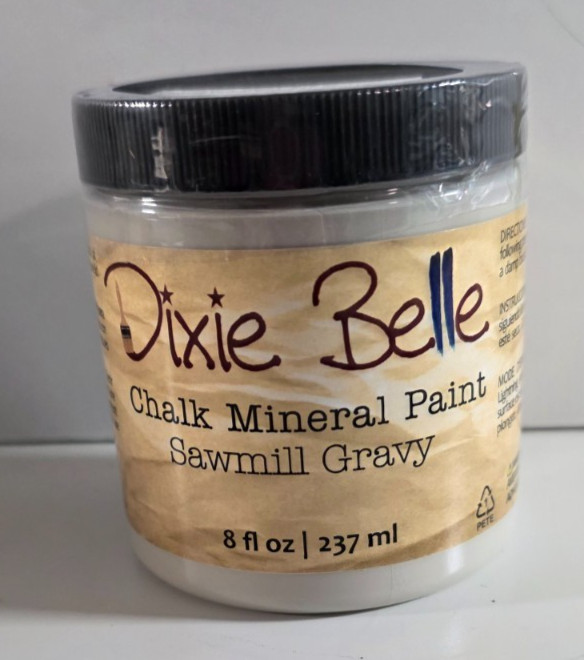 Dixie Belle Chalk Mineral Paint Sawmill Gravy 8 oz – NEW!