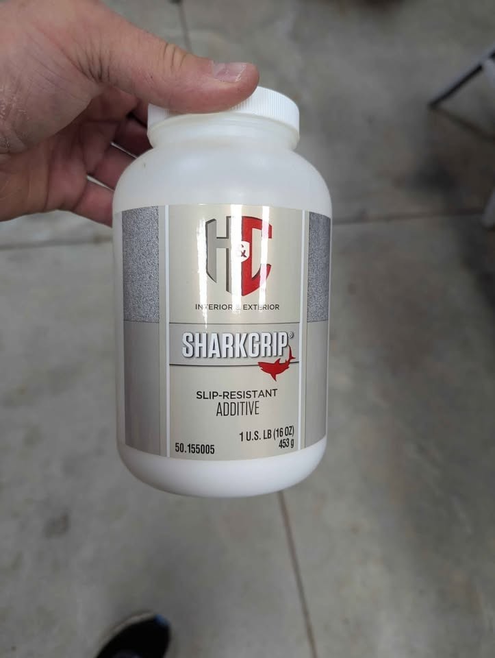 H&C Sharkgrip slip resistant additive bottle 1b (16oz)