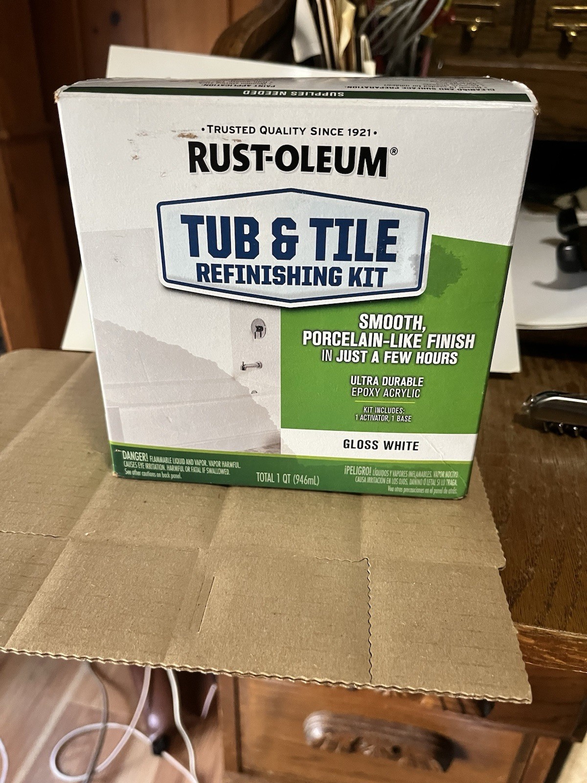 Rust-Oleum Tub and Tile Refinishing Kit – Gloss White NEW