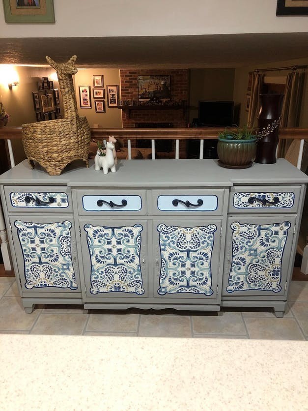 Dixie Belle Chalk Paint Haint Blue- FREE SHIPPING!