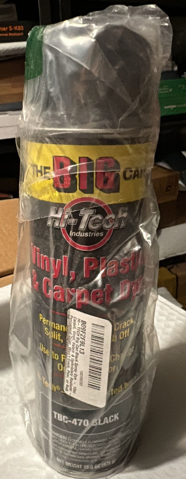 15 Ounce Black Permanent Carpet and Upholstery Paint for Color Restoration