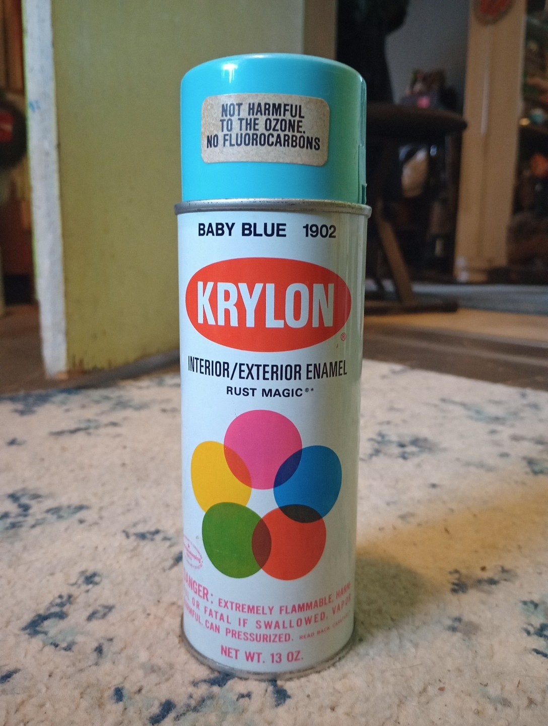 Krylon Borden Baby Blue 1902 Vintage Spay Paint Can Original Cap And Lid