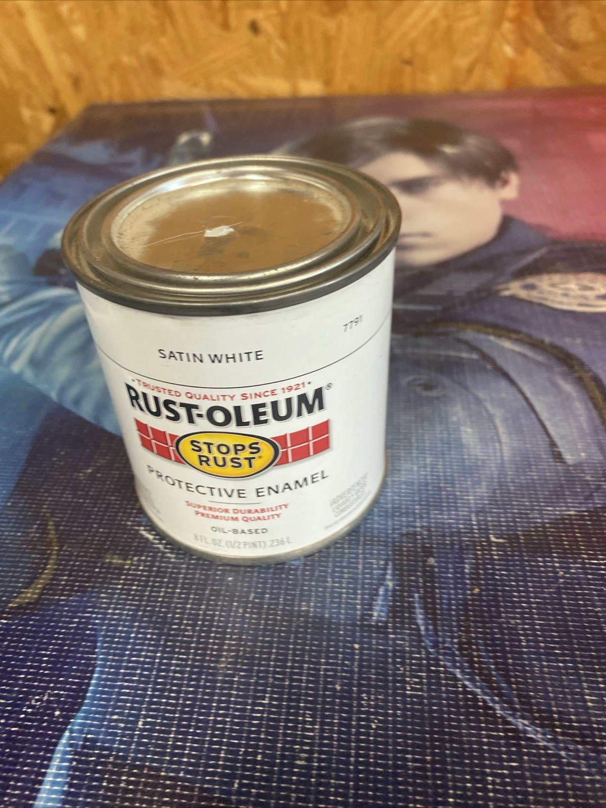 Rust Oleum Stops Rust Protective Enamel Paint Satin White 8 Fl Oz Indoor Outdoor