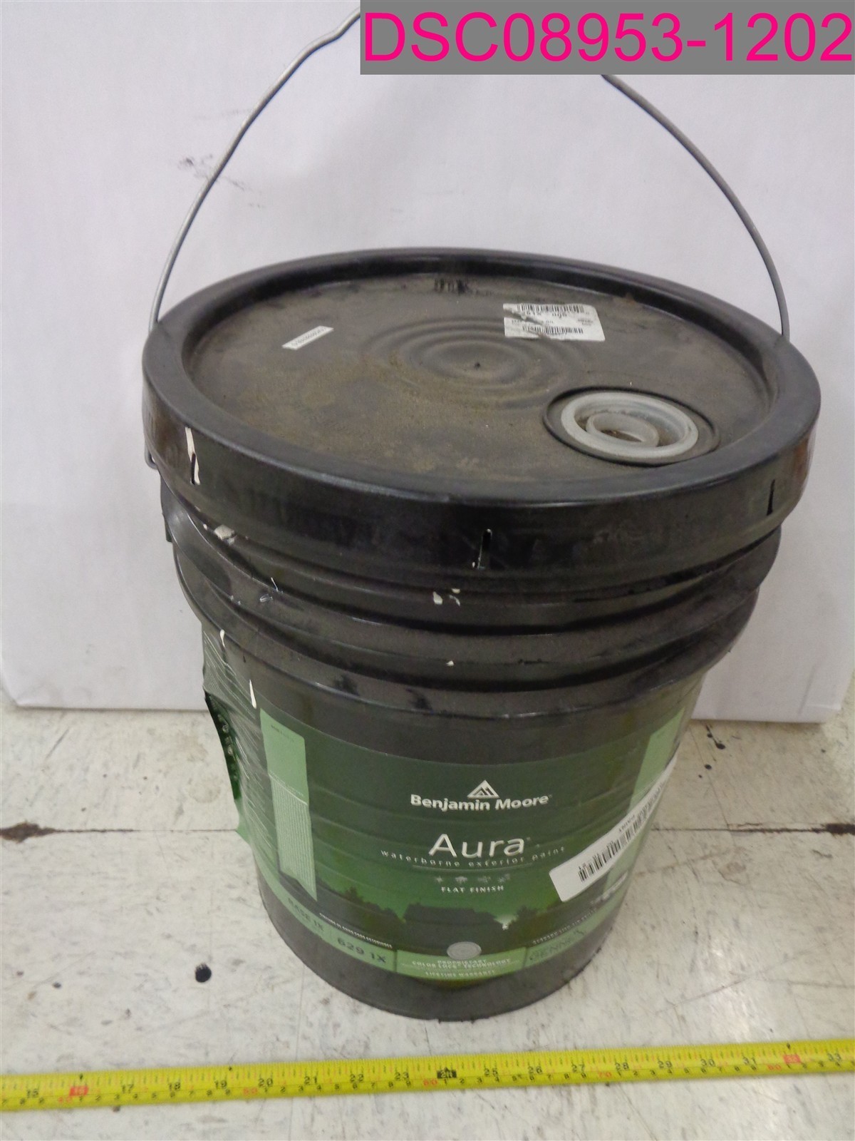 Benjamin Moore Aura Waterbone Exterior Paint Flat Finish BASE 1X 629, 4.84 Gal.