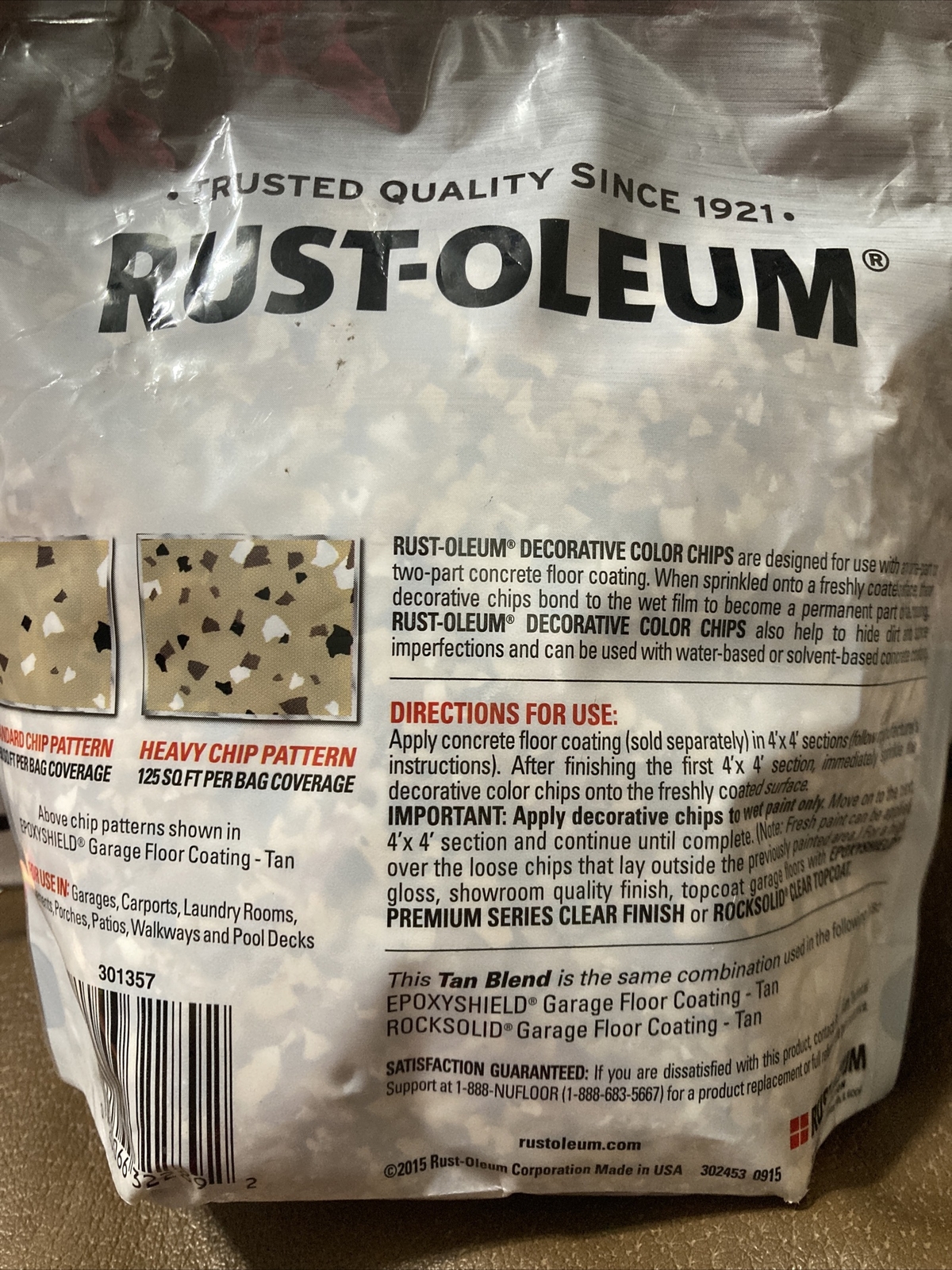 Rust-Oleum Tan Blend Decorative Color Chips 1 lb.
