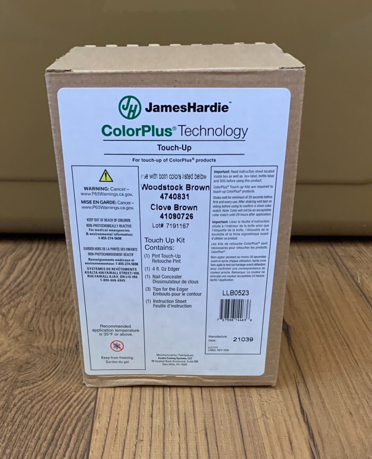 James Hardie ColorPlus Technology Touch-Up kit. WOODSTOCK BROWN