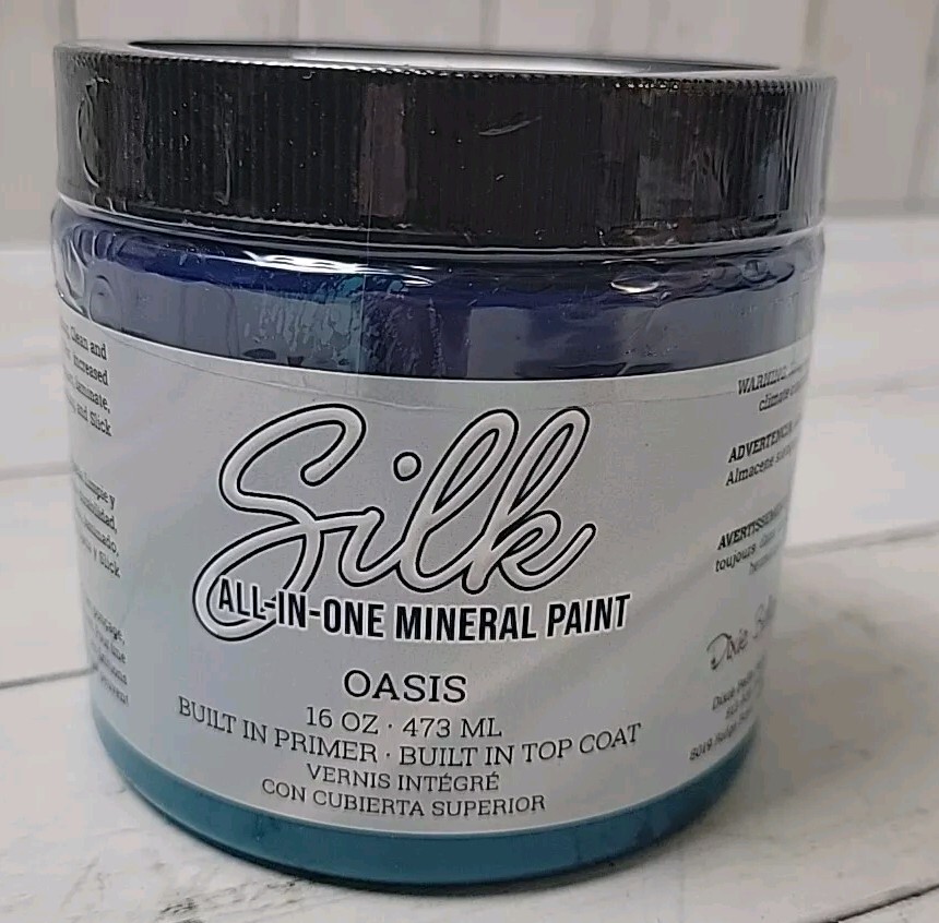 Dixie Belle Silk Paint All In One Mineral Paint OASIS 16 oz.