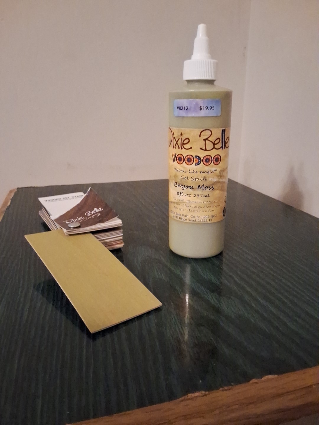 Dixie Belle Paint Co. Voodoo Water-Based Gel Stain 8 floz – Color: Bayou Moss