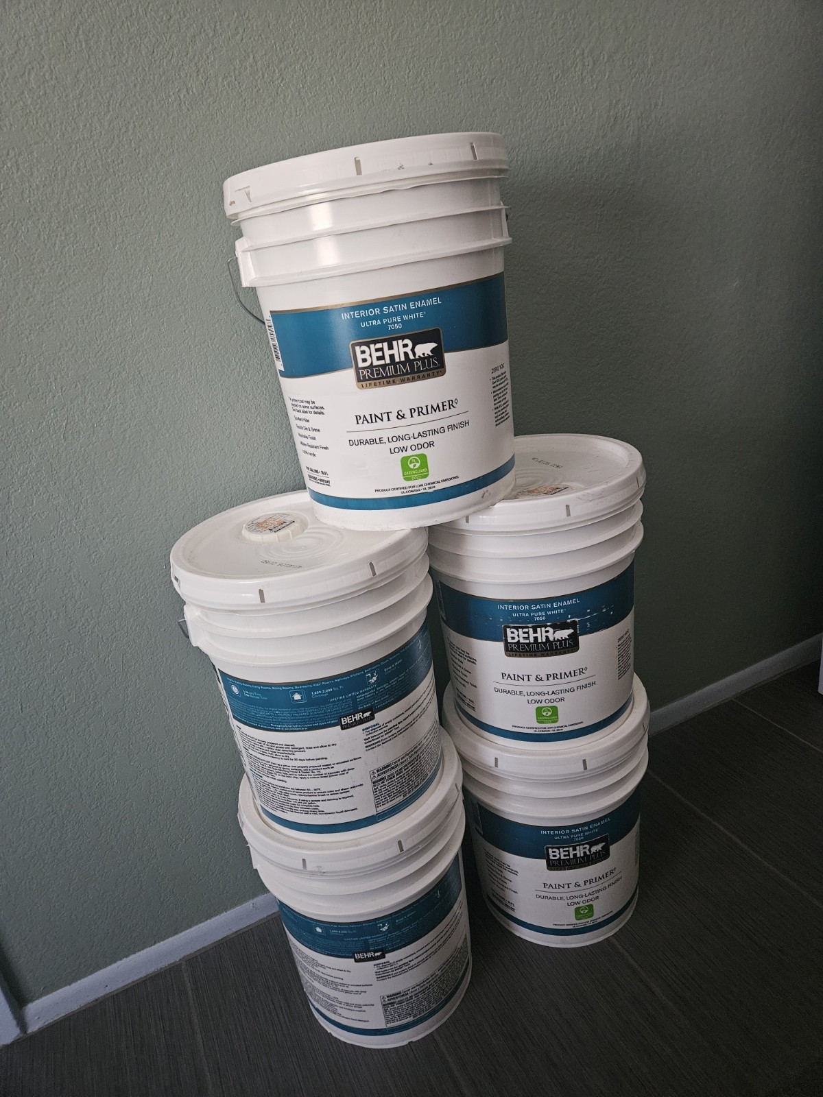 Behr Premium Plus Interior Satin Paint & Primer Linen White 5 gal Base 7050